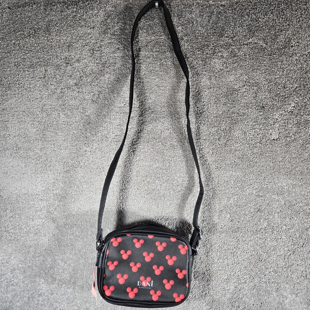 Disney Dani Danielle Nicole Black Red Mickey Mouse‎ Crossbody Bag